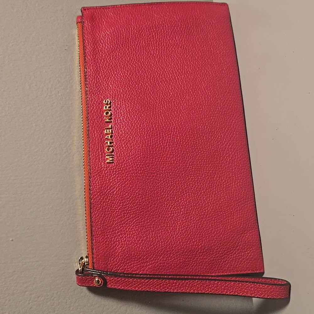 Michael Kors Pink Leather Wristlet - Picture 2 of 8